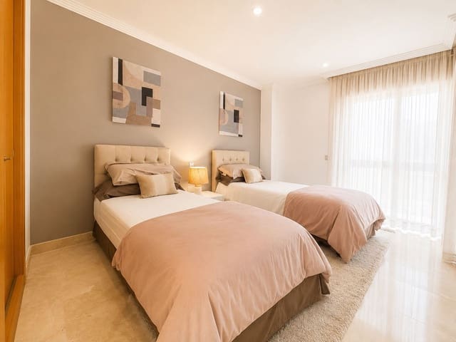 2 soverom Leilighet til salgs i Los Flamingos, Benahavís - € 475 000 (Ref: 9998353)