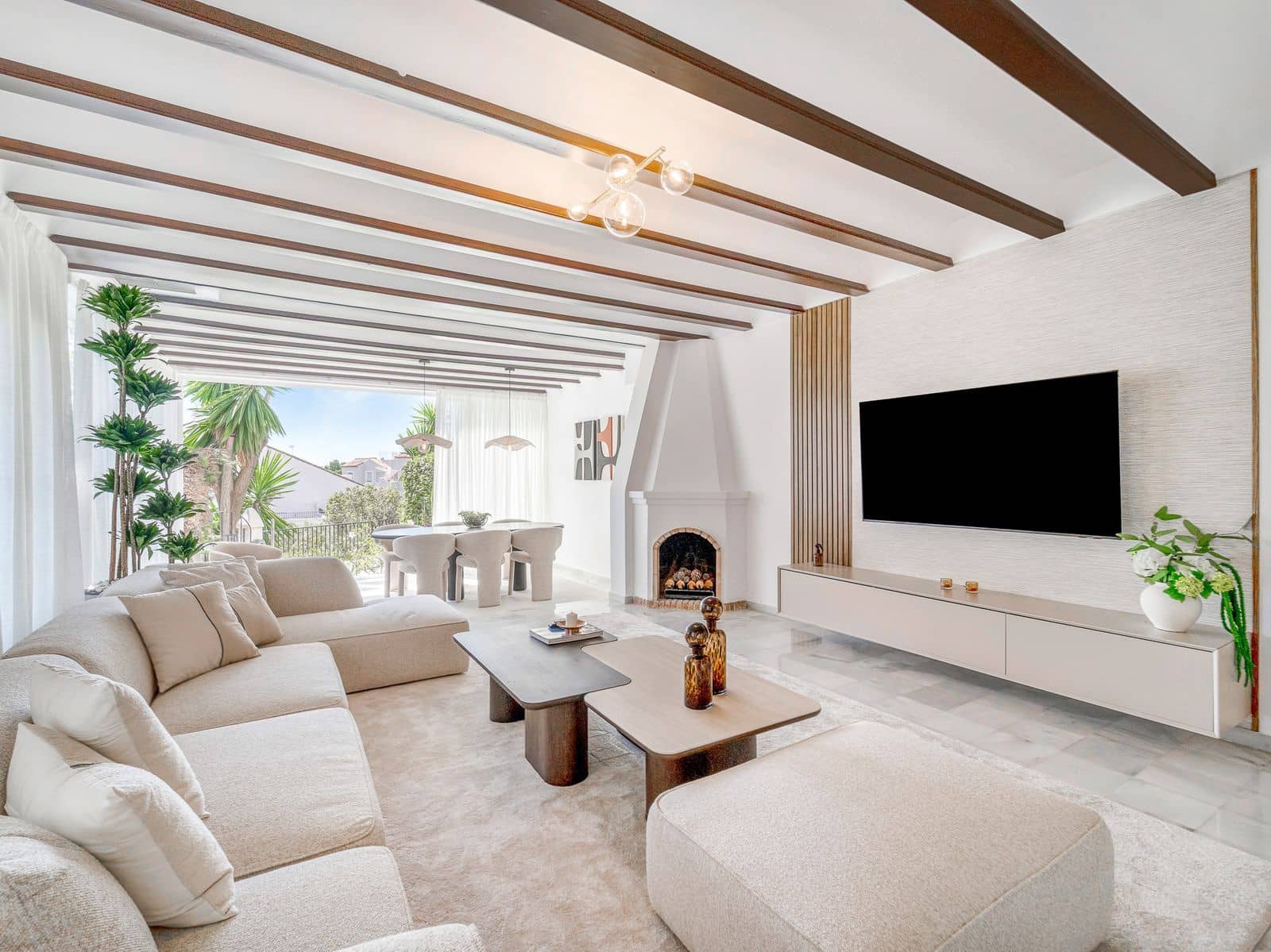 3 bedroom Semi-detached Villa for sale in Marbella - € 1,250,000 (Ref: 9998358)
