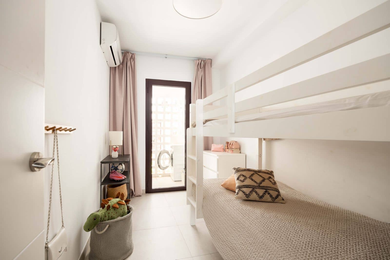 3 soverom Leilighet til salgs i Nueva Andalucia - € 675 000 (Ref: 9998360)