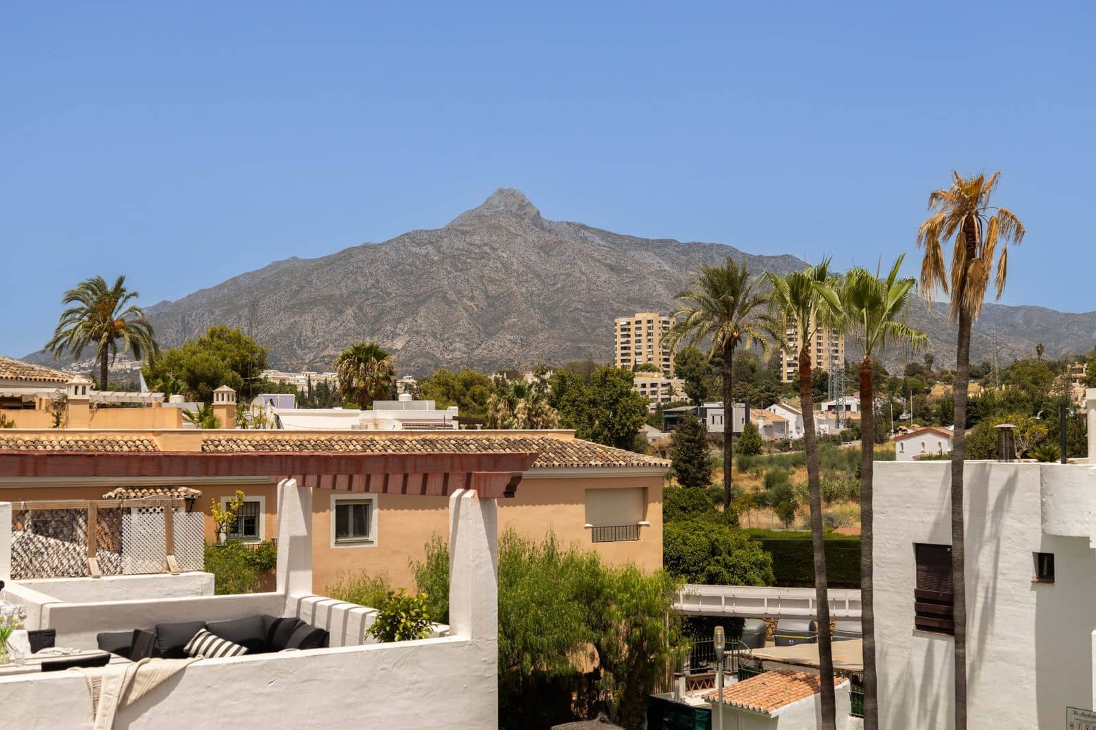 3 soverom Leilighet til salgs i Nueva Andalucia - € 675 000 (Ref: 9998360)