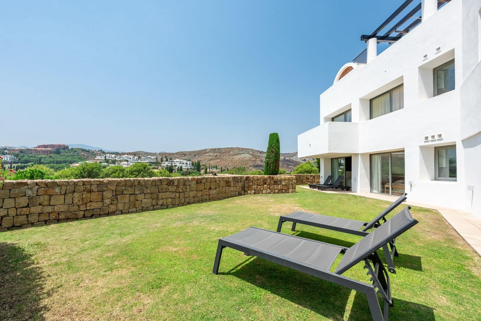 2 soverom Leilighet til salgs i Los Flamingos - € 675 000 (Ref: 9998363)