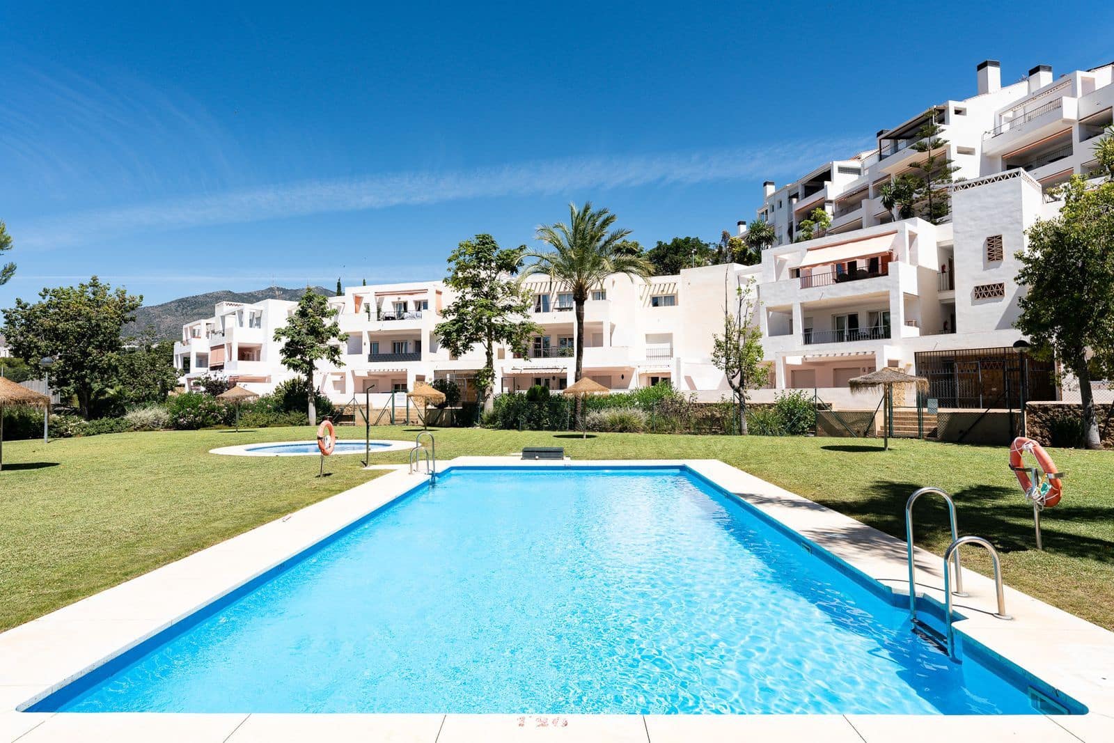 2 soverom Leilighet til salgs i Torrequebrada - € 379 000 (Ref: 9998367)