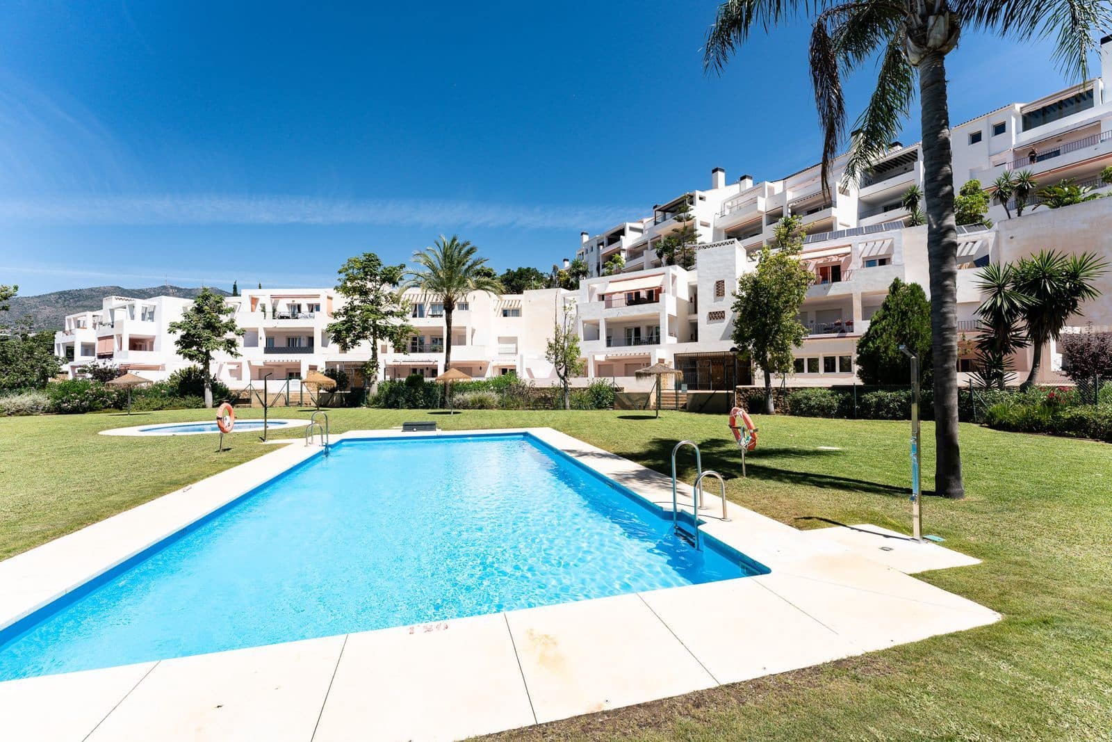 2 soverom Leilighet til salgs i Torrequebrada - € 379 000 (Ref: 9998367)