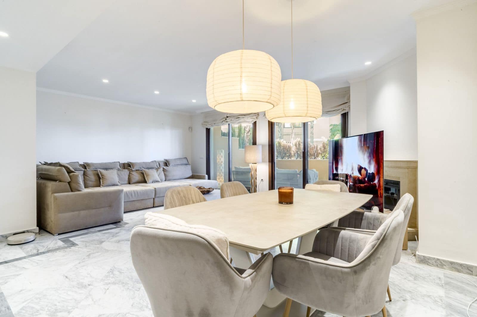 2 slaapkamer Appartement te koop in Golden Mile - € 820.000 (Ref: 9998370)