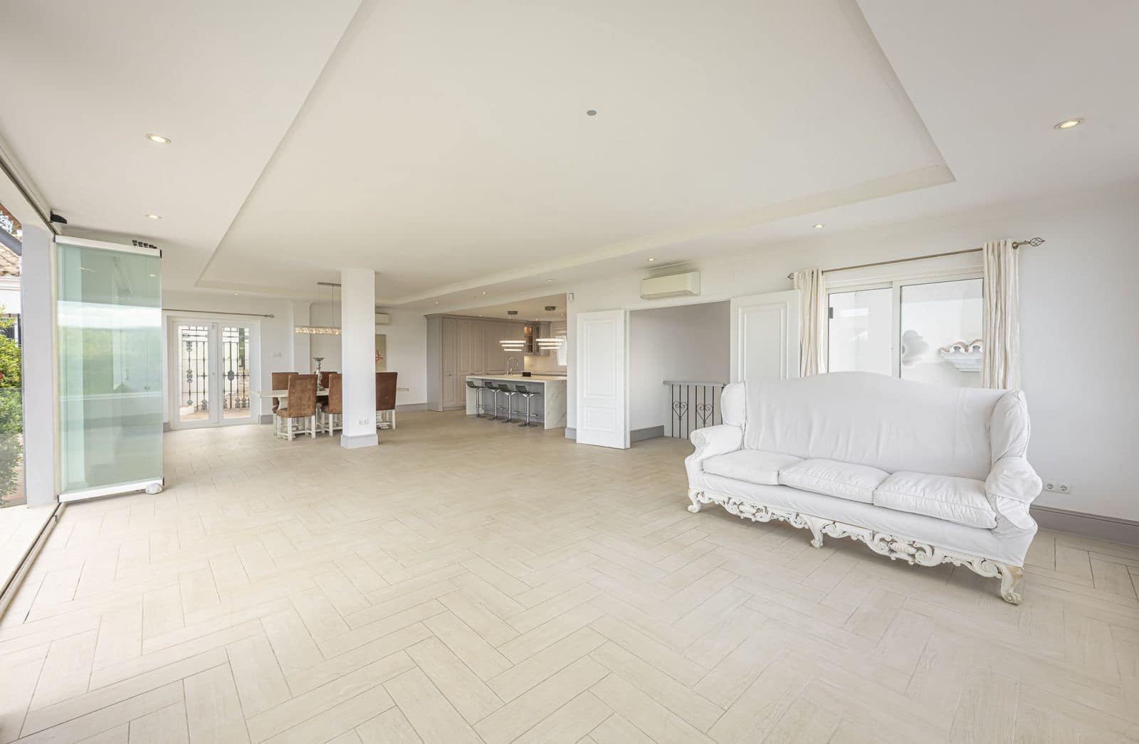 6 soverom Villa til salgs i Sotogrande - € 1 845 000 (Ref: 9998371)