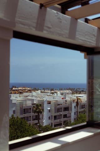 2 bedroom Penthouse for sale in San Pedro de Alcantara, Marbella - € 1,180,000 (Ref: 9998374)