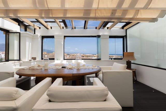 2 bedroom Penthouse for sale in San Pedro de Alcantara, Marbella - € 1,180,000 (Ref: 9998374)