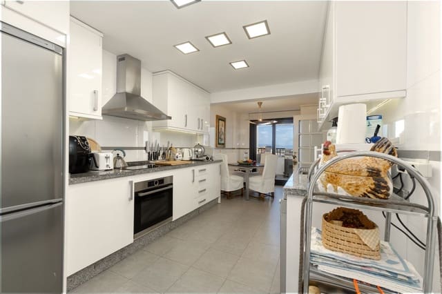2 bedroom Penthouse for sale in San Pedro de Alcantara, Marbella - € 1,180,000 (Ref: 9998374)