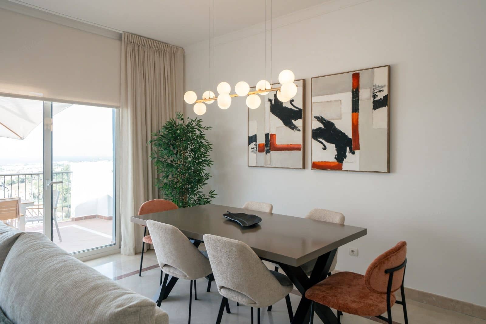 2 bedroom Penthouse for sale in Benahavis - € 685,000 (Ref: 9998376)