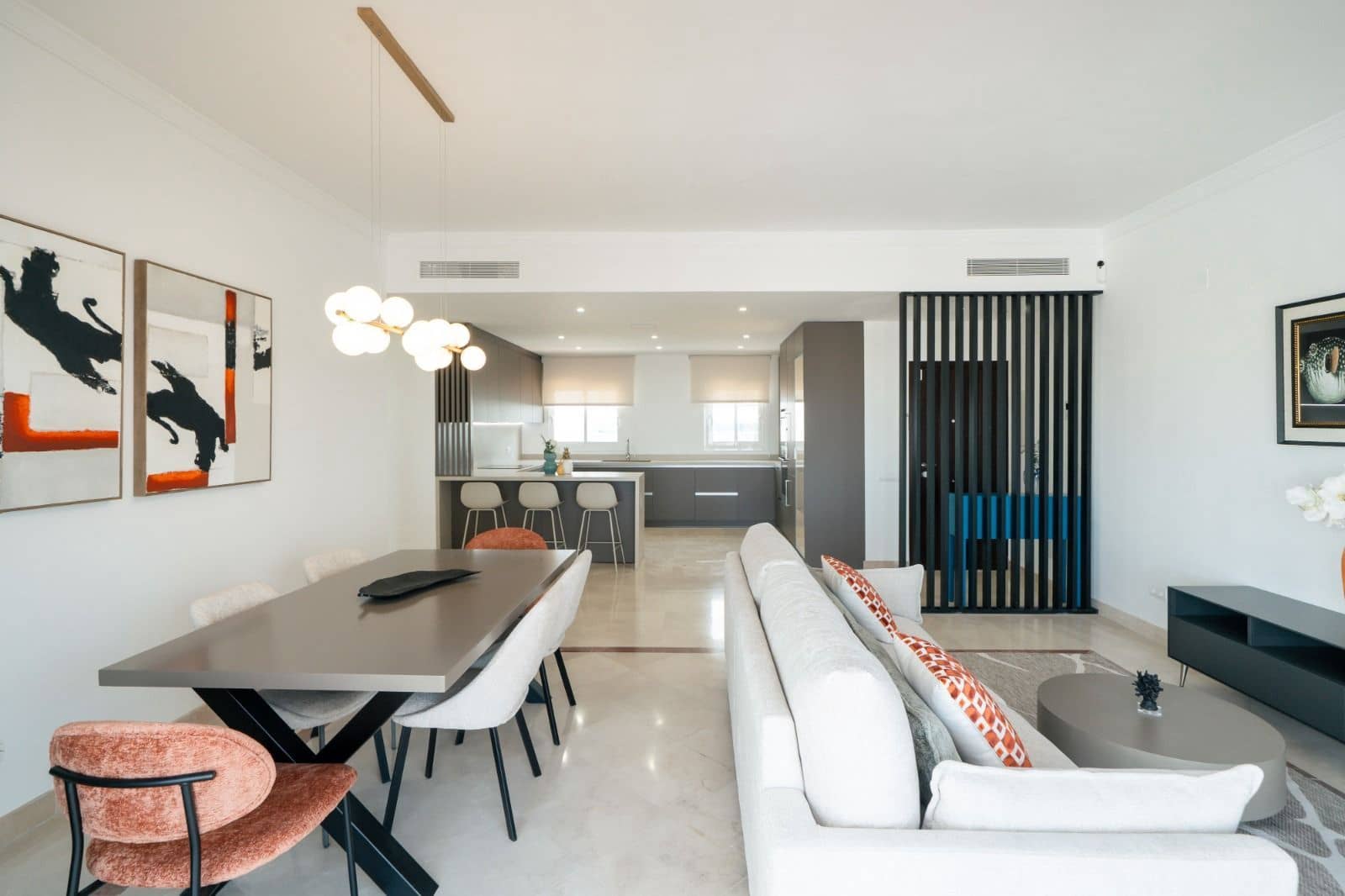 2 bedroom Penthouse for sale in Benahavis - € 685,000 (Ref: 9998376)