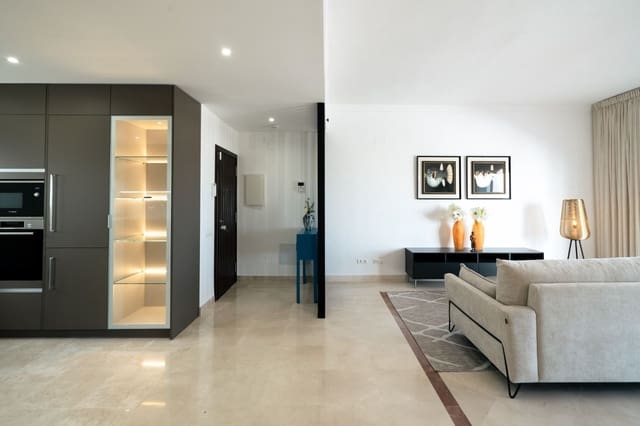 2 bedroom Penthouse for sale in Benahavís - € 685,000 (Ref: 9998376)