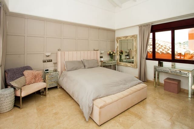 3 chambre Penthouse à vendre à La Mairena, Ojen - 585 000 € (Ref: 9998378)