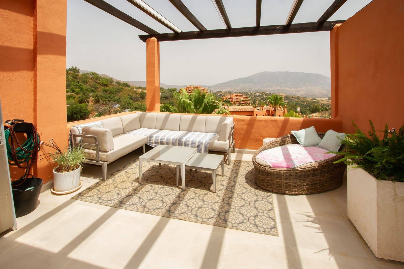 3 chambre Penthouse à vendre à La Mairena - 585 000 € (Ref: 9998378)