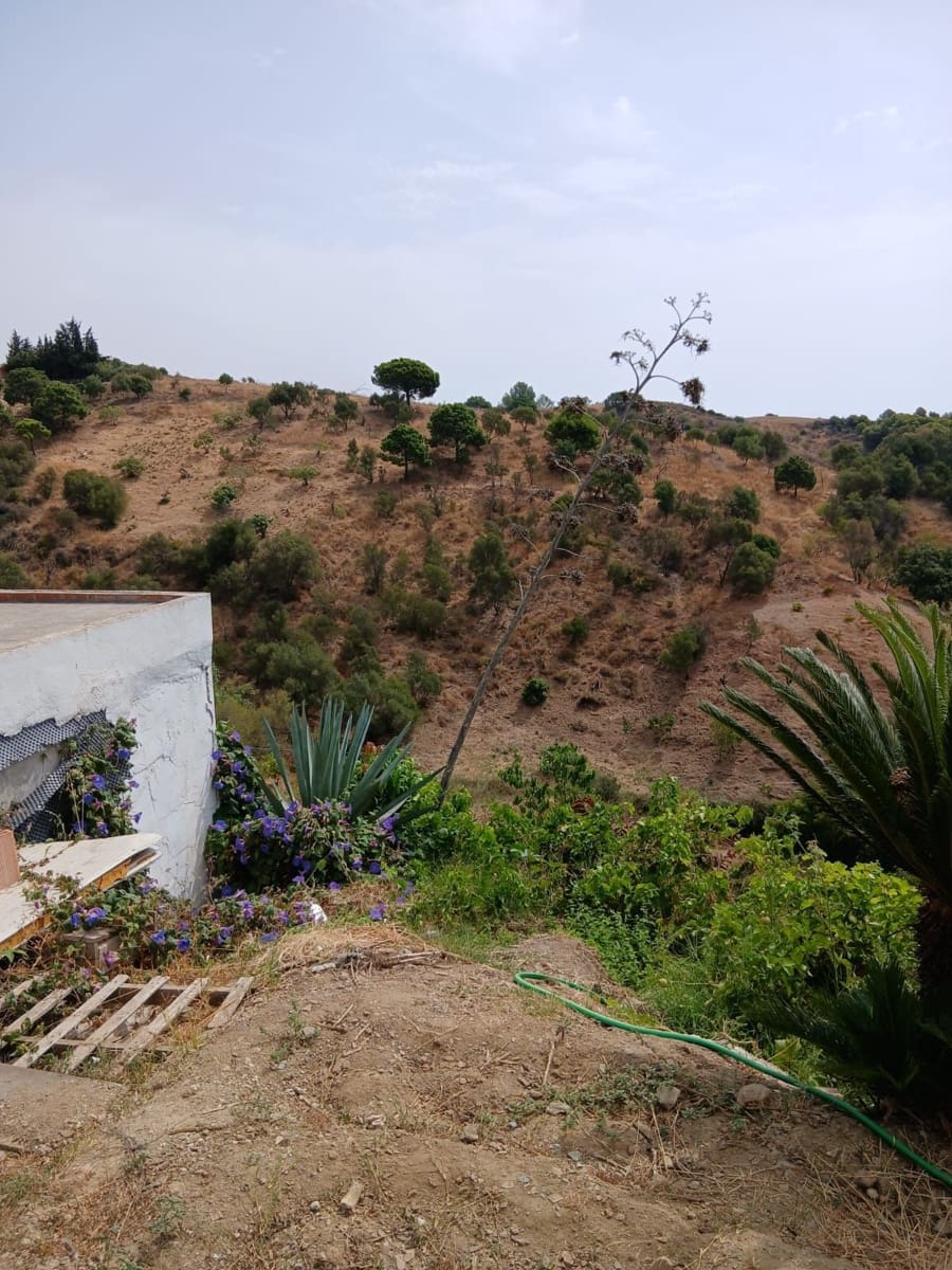 3 chambre Finca/Maison de Campagne à vendre à Estepona - 450 000 € (Ref: 9998380)