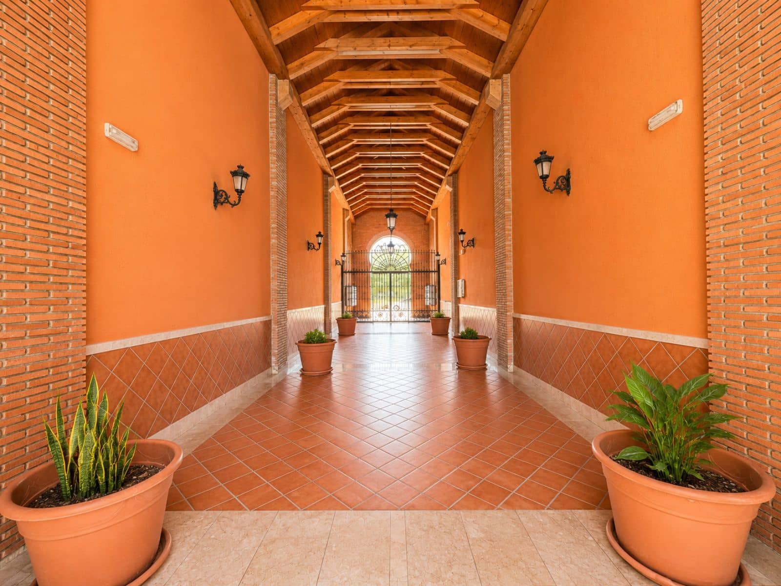 2 sovrum Takvåning till salu i La Duquesa / Puerto de la Duquesa - 298 500 € (Ref: 9998381)