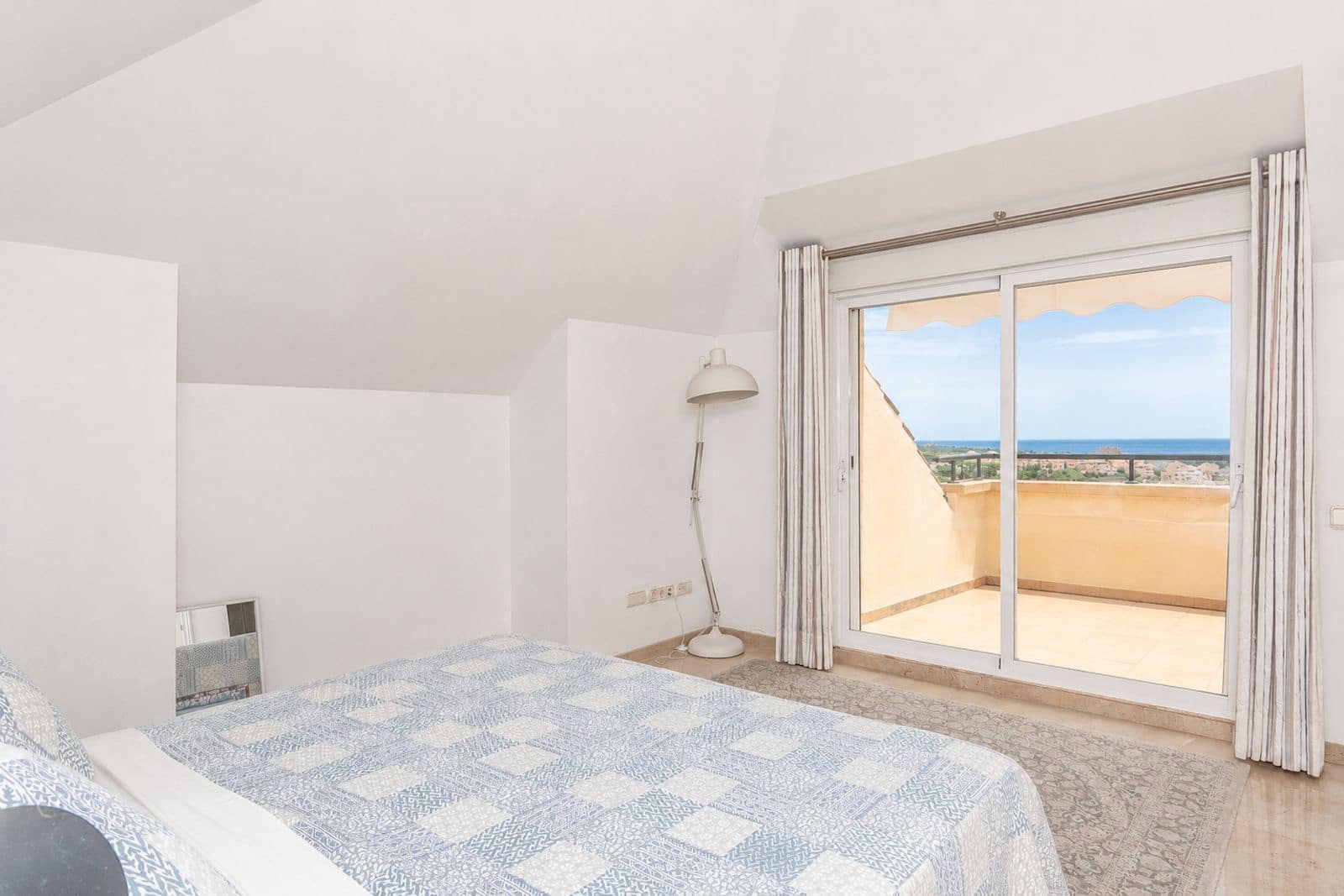 3 soverom Penthouse til salgs i Elviria - € 1 095 000 (Ref: 9998383)