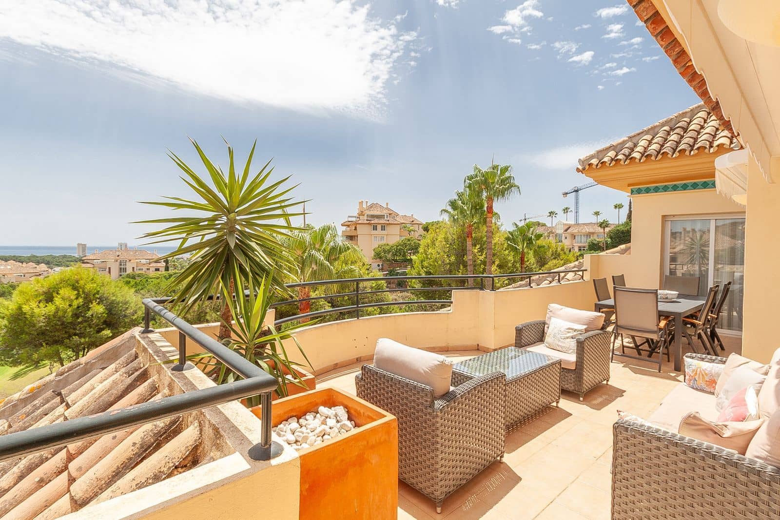 3 soverom Penthouse til salgs i Elviria - € 1 095 000 (Ref: 9998383)