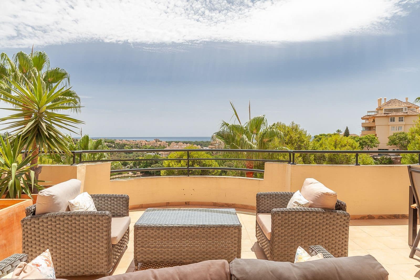3 soverom Penthouse til salgs i Elviria - € 1 095 000 (Ref: 9998383)