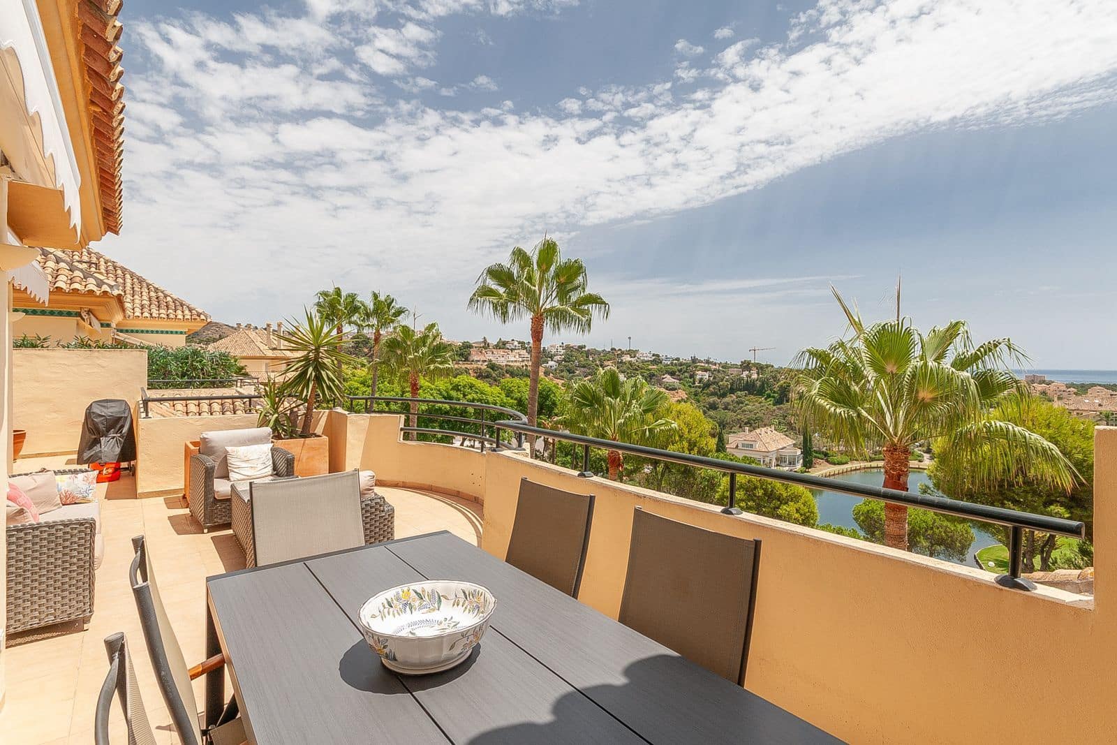 3 soverom Penthouse til salgs i Elviria - € 1 095 000 (Ref: 9998383)