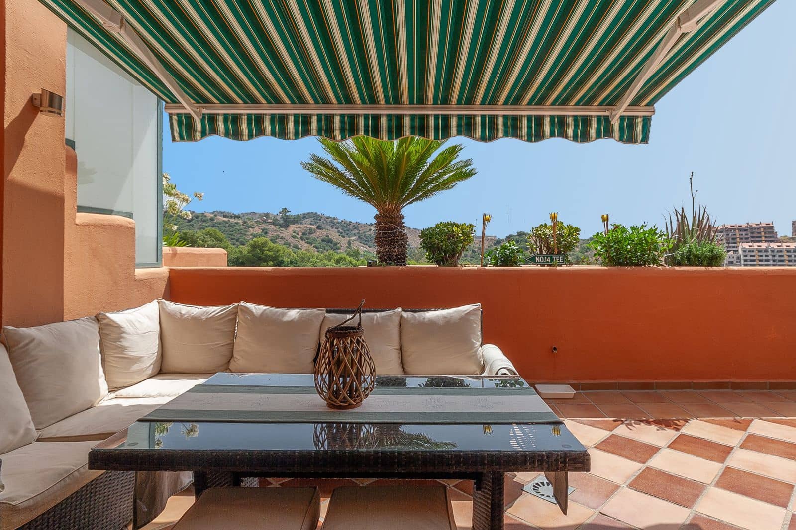 3 soverom Penthouse til salgs i Elviria - € 410 000 (Ref: 9998385)