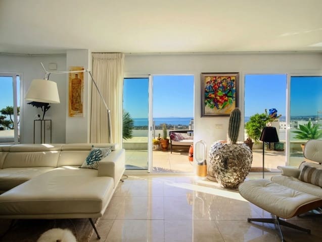 3 sypialnia Penthouse na sprzedaż w Los Monteros, Marbella - 915 000 € (Ref: 9998386)