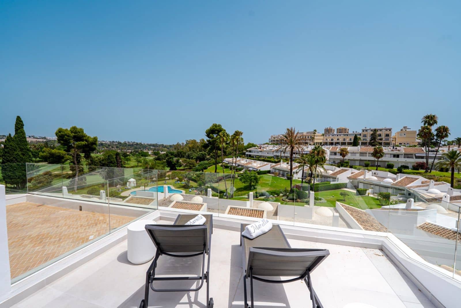 2 soveværelse Penthouse til salg i Nueva Andalucia - € 945.000 (Ref: 9998388)