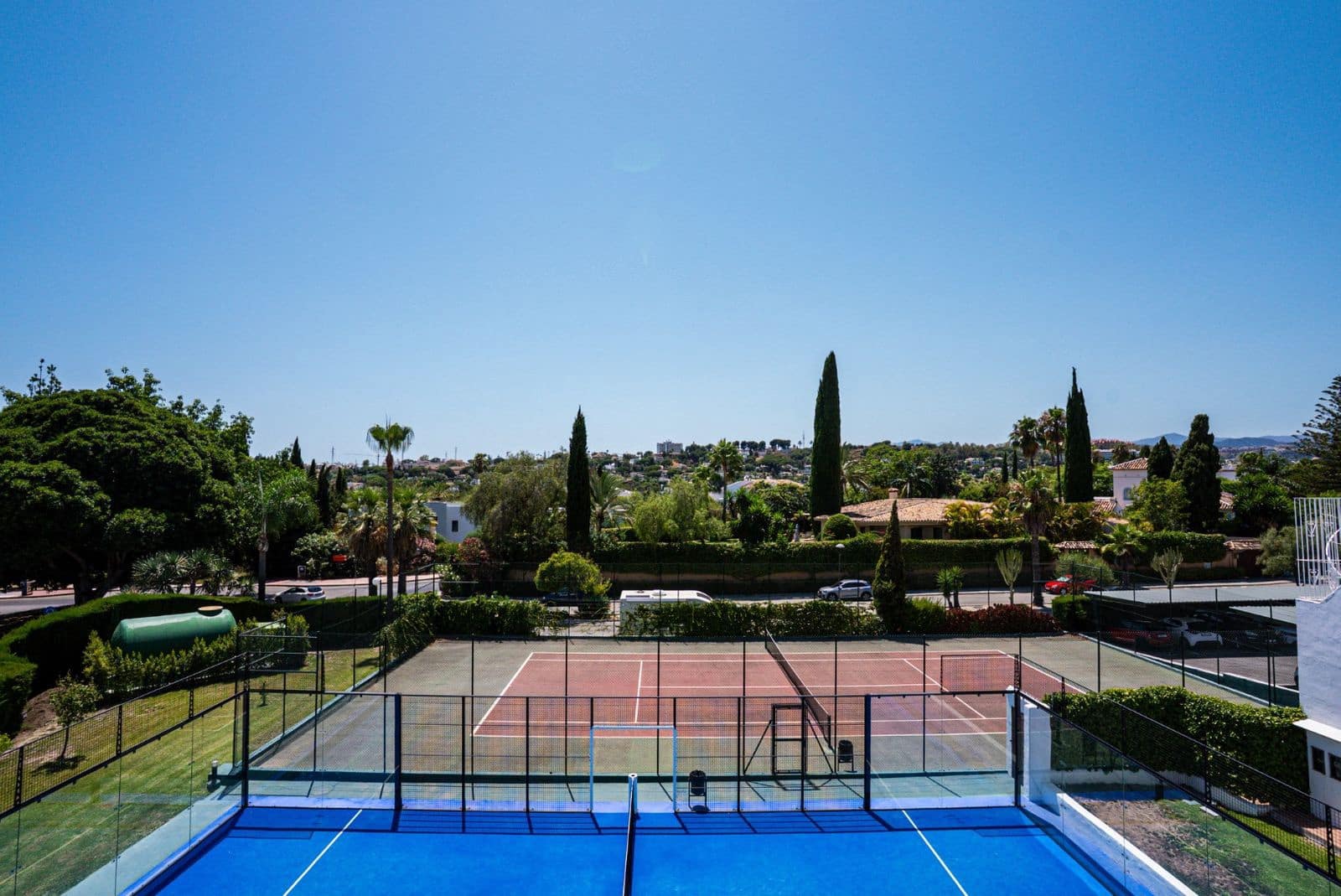 2 soveværelse Penthouse til salg i Nueva Andalucia - € 945.000 (Ref: 9998388)