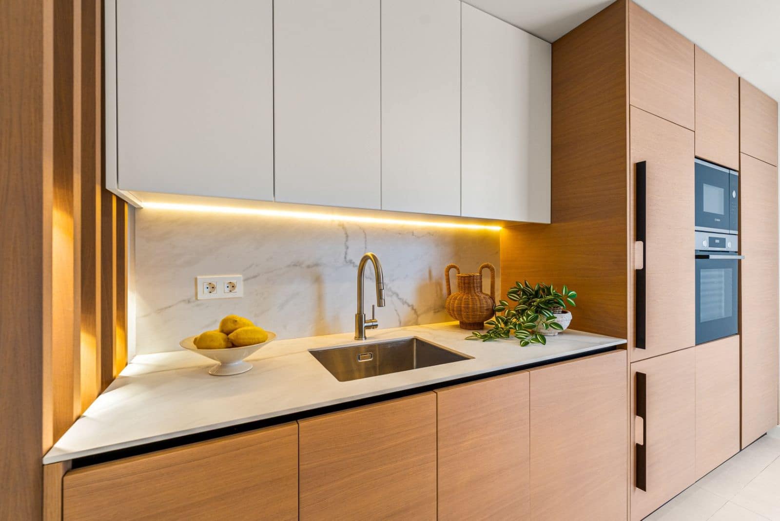 2 soveværelse Penthouse til salg i Nueva Andalucia - € 945.000 (Ref: 9998388)