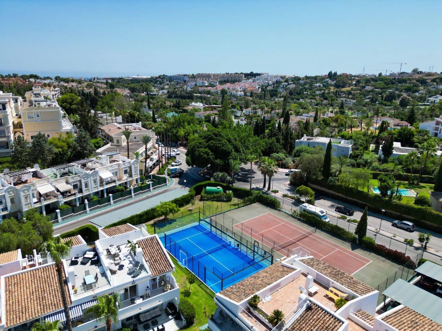 2 soveværelse Penthouse til salg i Nueva Andalucia - € 945.000 (Ref: 9998388)
