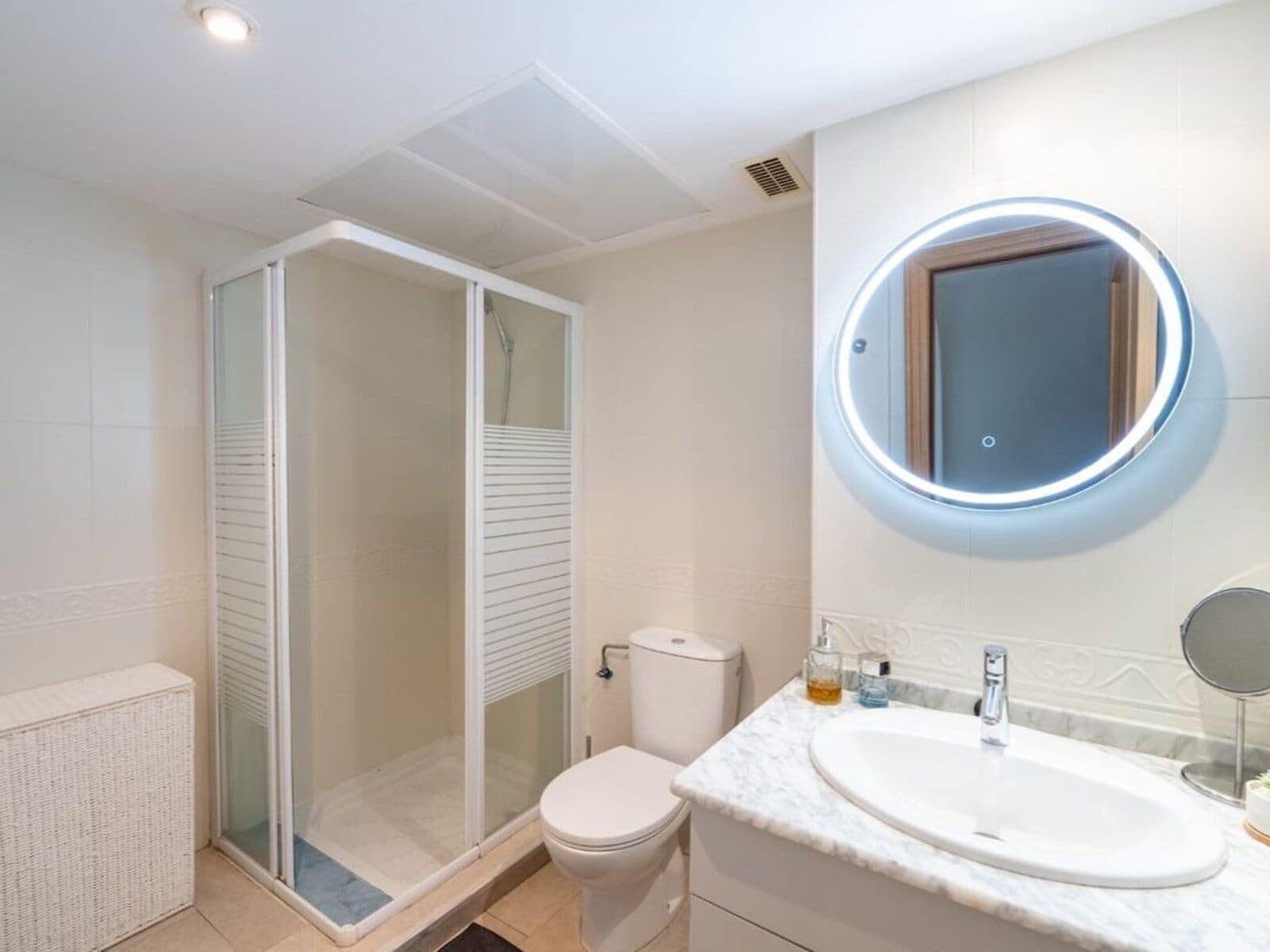 2 bedroom Apartment for sale in Guadalmina - € 482,000 (Ref: 9998389)