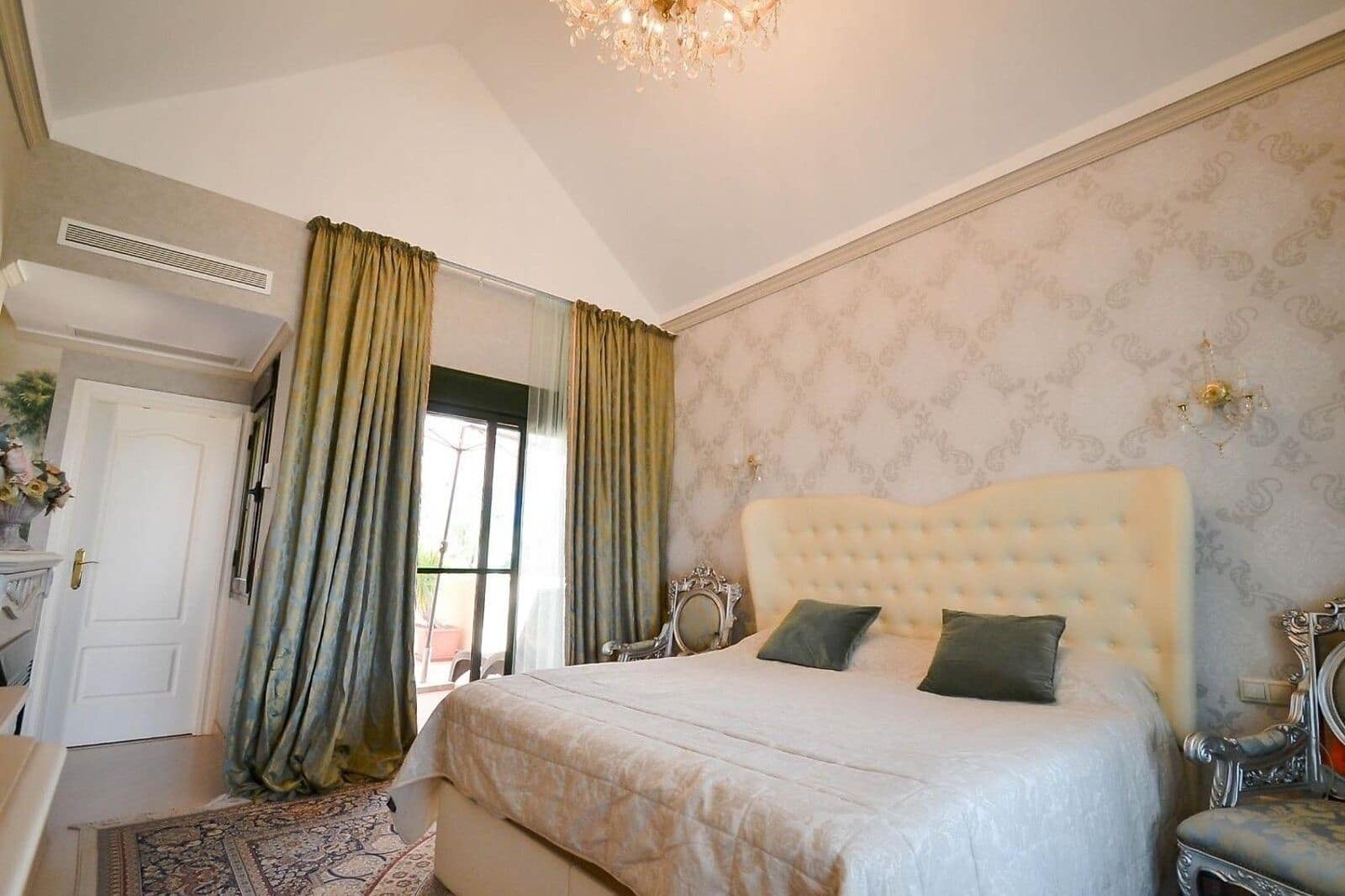 3 Zimmer Penthouse zu verkaufen in New Golden Mile - 832.000 € (Ref: 9998392)