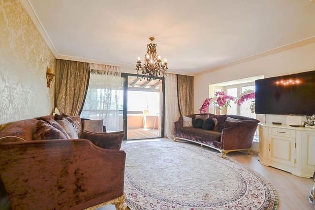 3 Zimmer Penthouse zu verkaufen in Nueva Atalaya, Estepona - 832.000 € (Ref: 9998392)