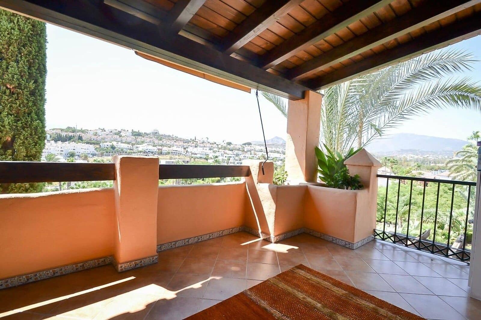 3 Zimmer Penthouse zu verkaufen in New Golden Mile - 832.000 € (Ref: 9998392)
