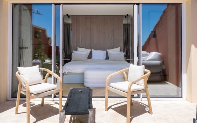 3 bedroom Penthouse for sale in Benahavís - € 2,300,000 (Ref: 9998394)