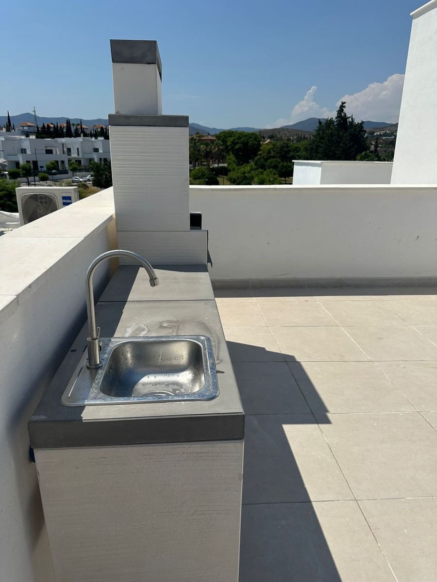 Ático de 3 habitaciones en Cancelada en venta - 895.000 € (Ref: 9998395)