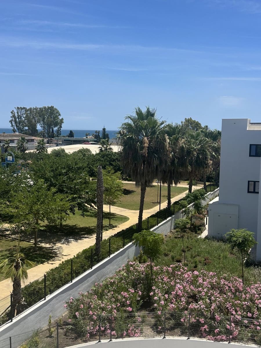 Ático de 3 habitaciones en Cancelada en venta - 895.000 € (Ref: 9998395)
