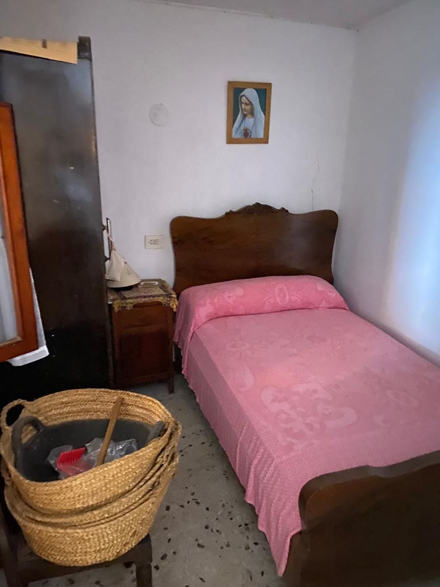 5 camera da letto Villa in vendita in Calig - 44.000 € (Rif: 8550512)