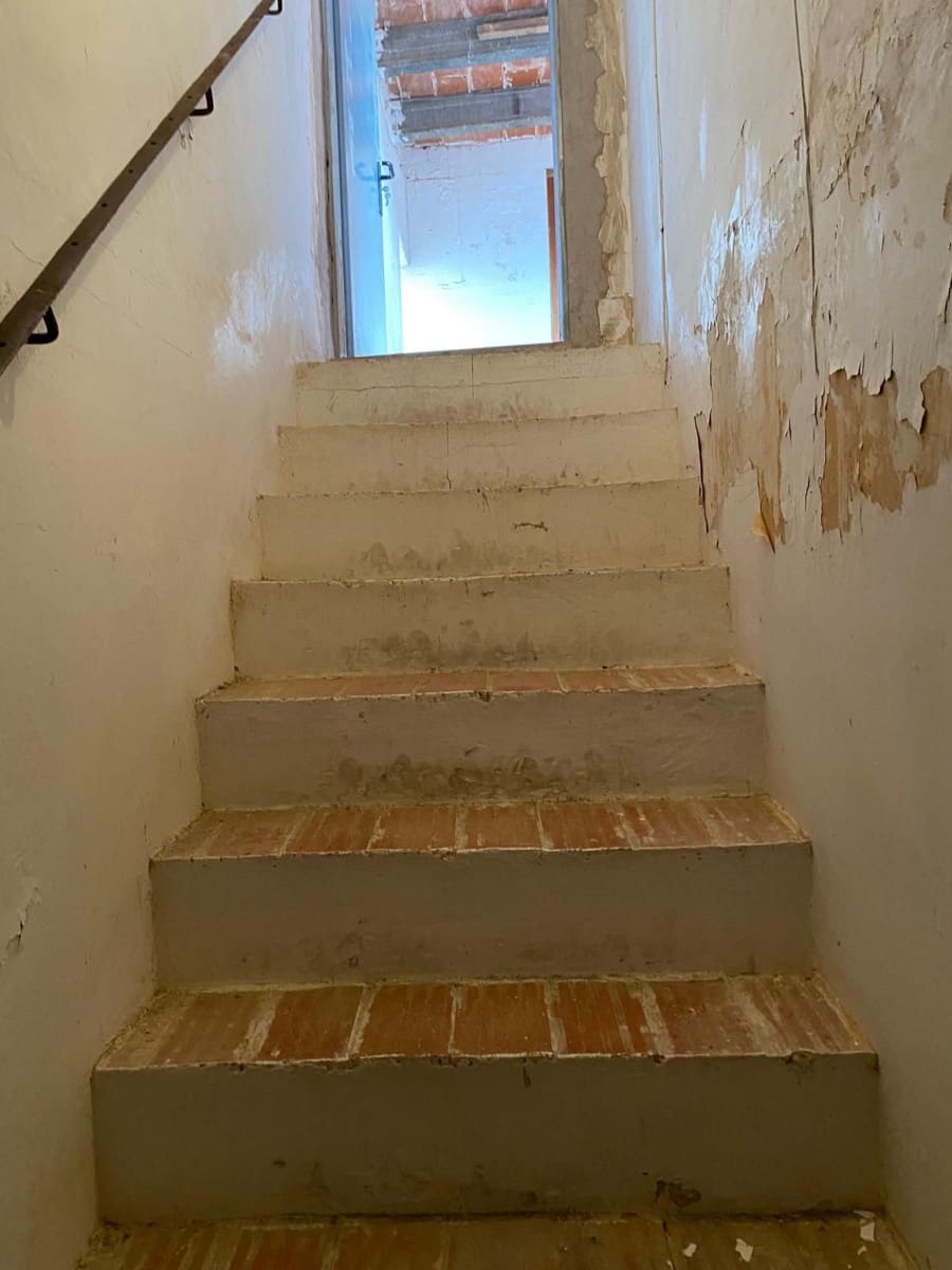 5 camera da letto Villa in vendita in Calig - 44.000 € (Rif: 8550512)