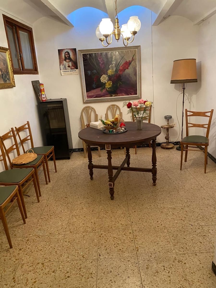 5 camera da letto Villa in vendita in Calig - 44.000 € (Rif: 8550512)