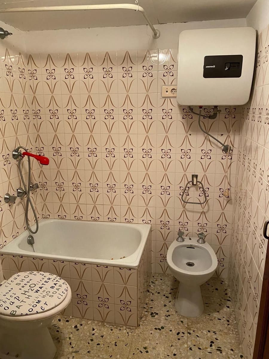 5 camera da letto Villa in vendita in Calig - 44.000 € (Rif: 8550512)