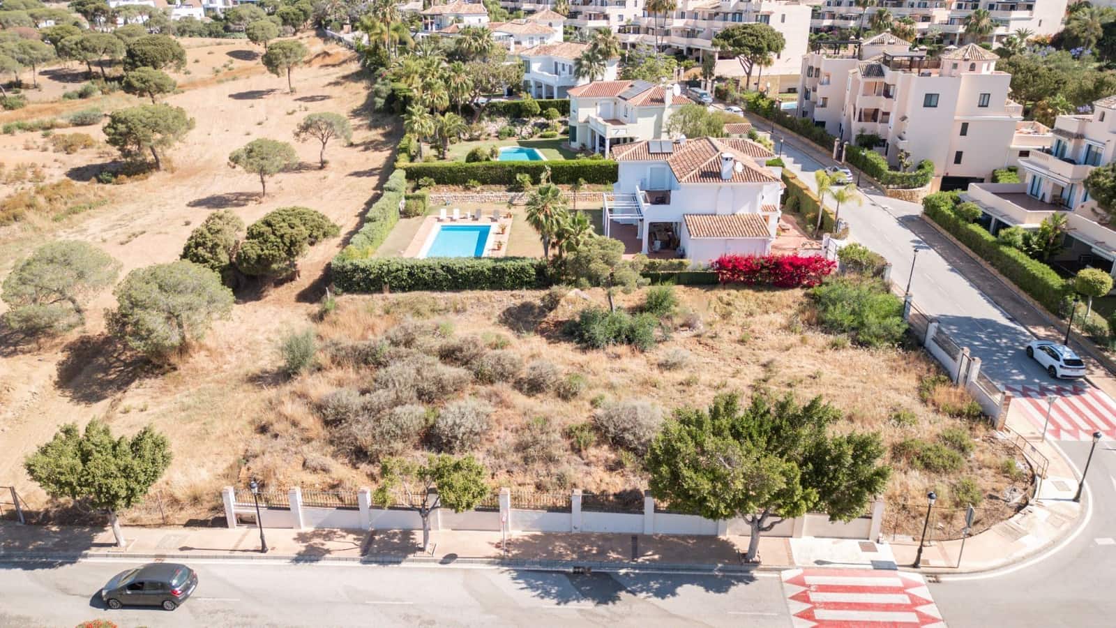 4 quarto Moradia para venda em Marbella com piscina garagem - 1 855 000 € (Ref: 8685884)