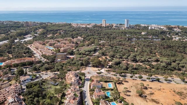 4 quarto Moradia para venda em Santa María, Marbella com piscina garagem - 1 855 000 € (Ref: 8685884)