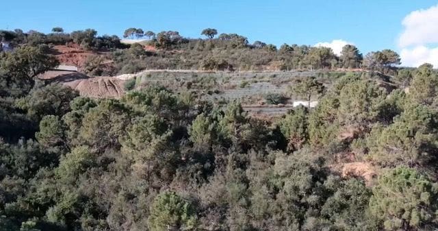 Grunde uden byggetilladelser til salg i Benahavis - € 850.000 (Ref: 8727278)