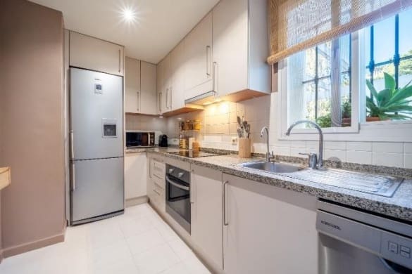 3 soverom Hus til salgs i Benahavis med svømmebasseng garasje - € 585 000 (Ref: 8743146)