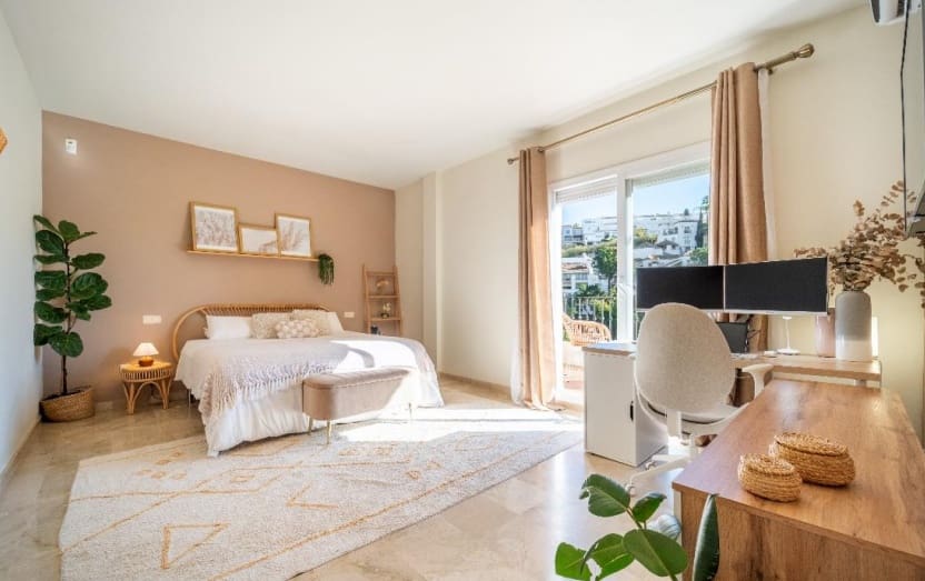 3 soverom Hus til salgs i Benahavis med svømmebasseng garasje - € 585 000 (Ref: 8743146)