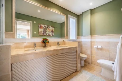 3 soverom Hus til salgs i Benahavis med svømmebasseng garasje - € 585 000 (Ref: 8743146)