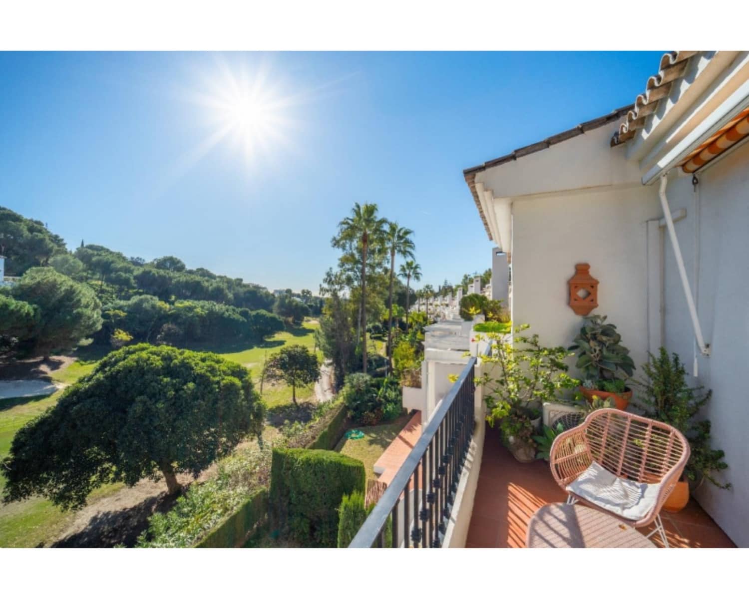 3 soverom Hus til salgs i Benahavis med svømmebasseng garasje - € 585 000 (Ref: 8743146)