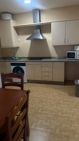 2 soveværelse Lejlighed til salg i Castillo Sohail, Fuengirola med garage - € 318.000 (Ref: 8775907)