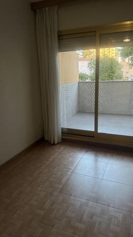 2 soveværelse Lejlighed til salg i Castillo Sohail, Fuengirola med garage - € 318.000 (Ref: 8775907)