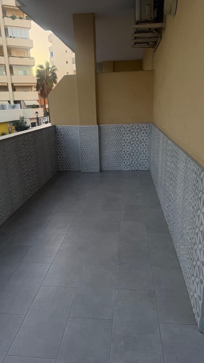 2 soverom Leilighet til salgs i Fuengirola med garasje - € 318 000 (Ref: 8775907)